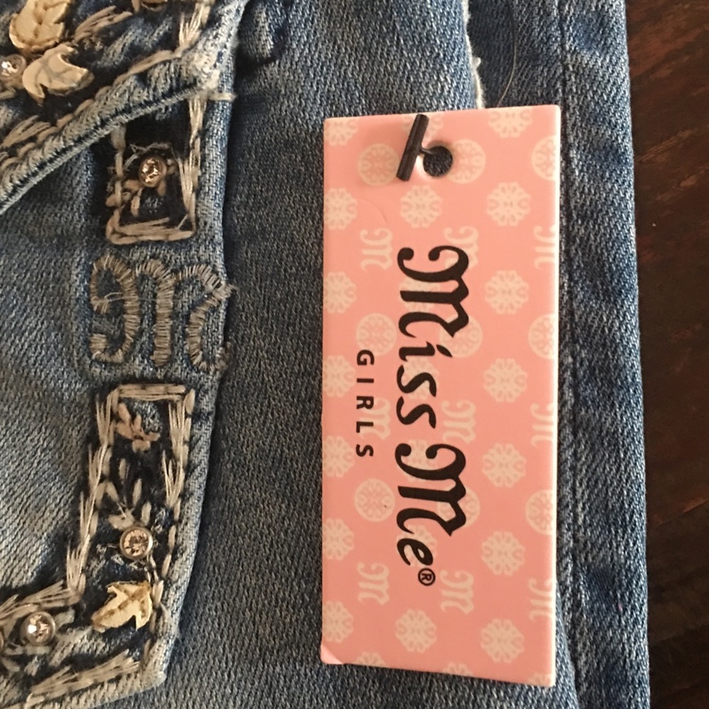 Miss Me girls bermuda shorts beautiful embellished pockets